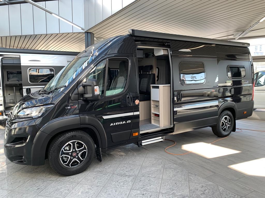 Adria Twin Plus 640 SGX (A210) Adria Twin Plus 640 SGX (A210)