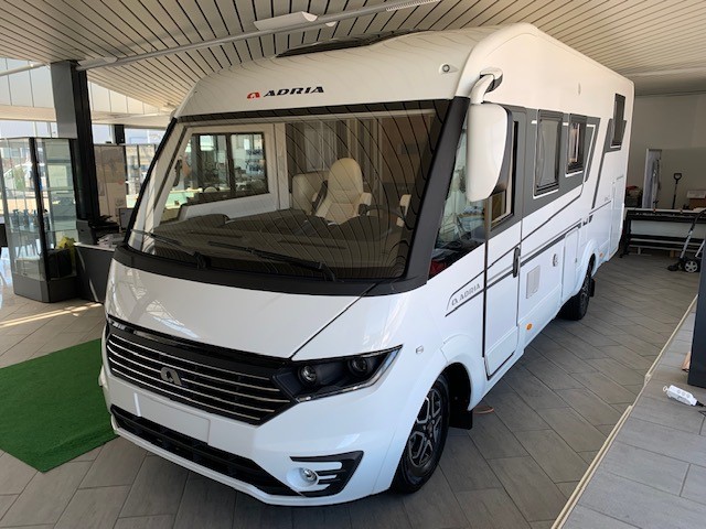 Adria Sonic Plus 700 DC (A250) Adria Sonic Plus 700 DC (A250)